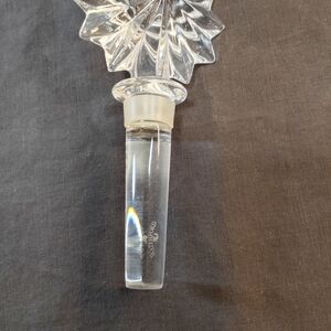 Elegant  Waterford Clear Glass Bottle Stopper